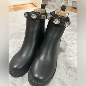 NWOT Steve Madden booties